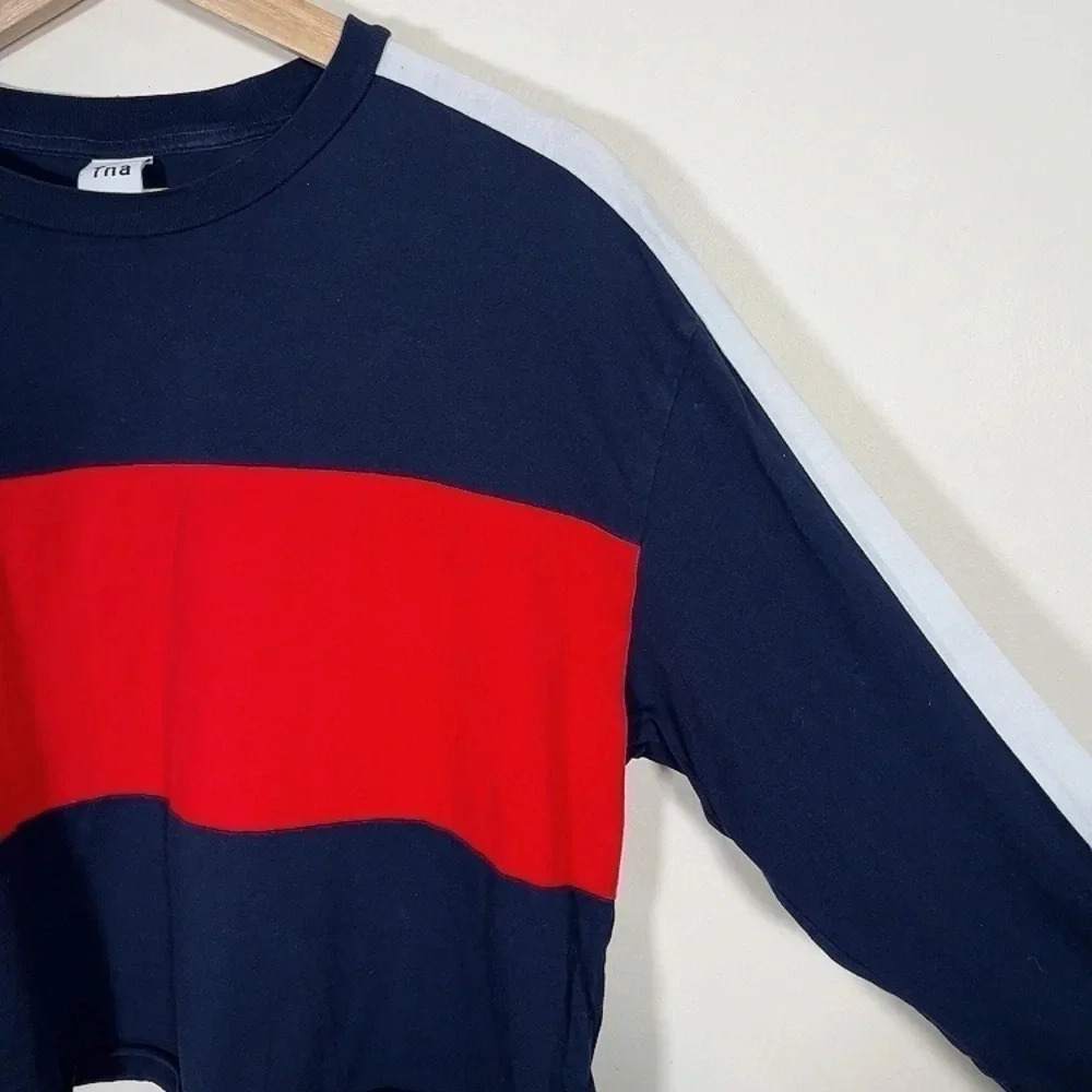 🌟✨2 for $30✨🌟 Aritzia Tna Agden  Colorblock T-shirt - Picture 7 of 15